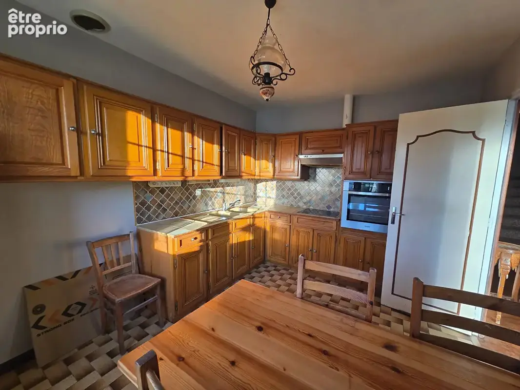 Nangis - 5 Chambres - Sous sol total - Terrain clos 1172 m² - photo 2