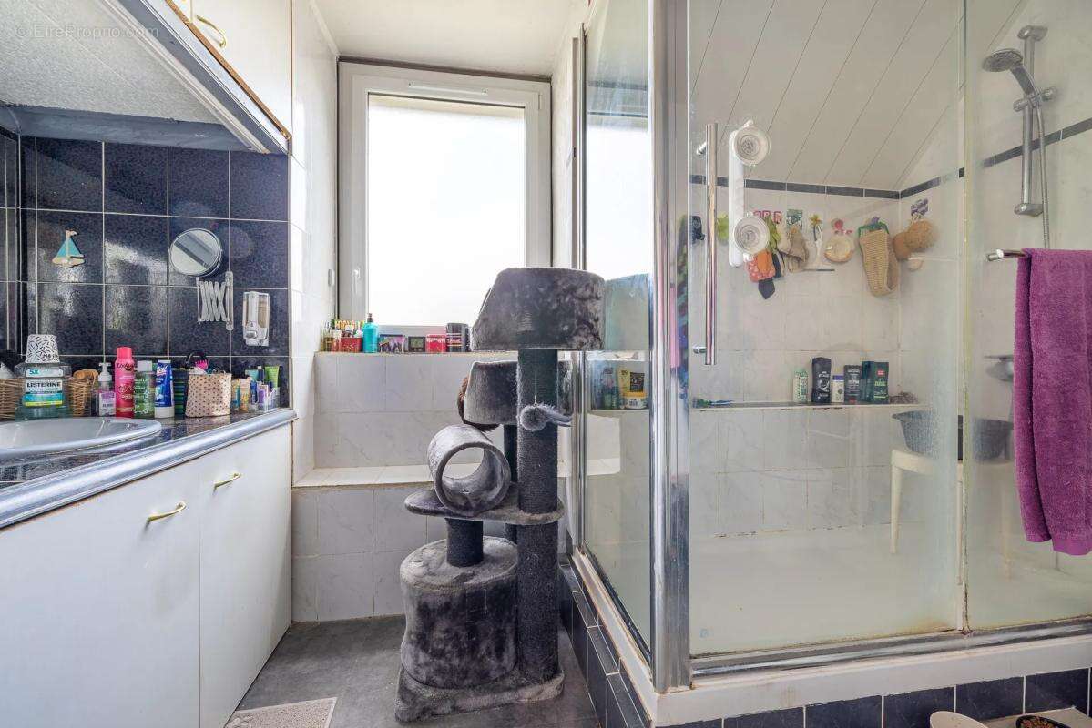 Maison à SAVIGNY-LE-TEMPLE