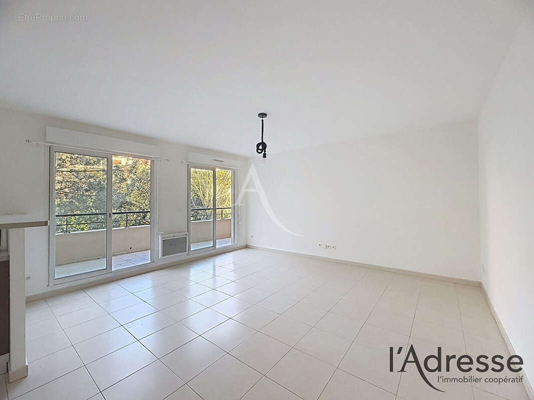 Appartement à MANDELIEU-LA-NAPOULE