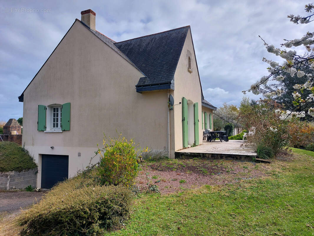 Maison à BAUGE