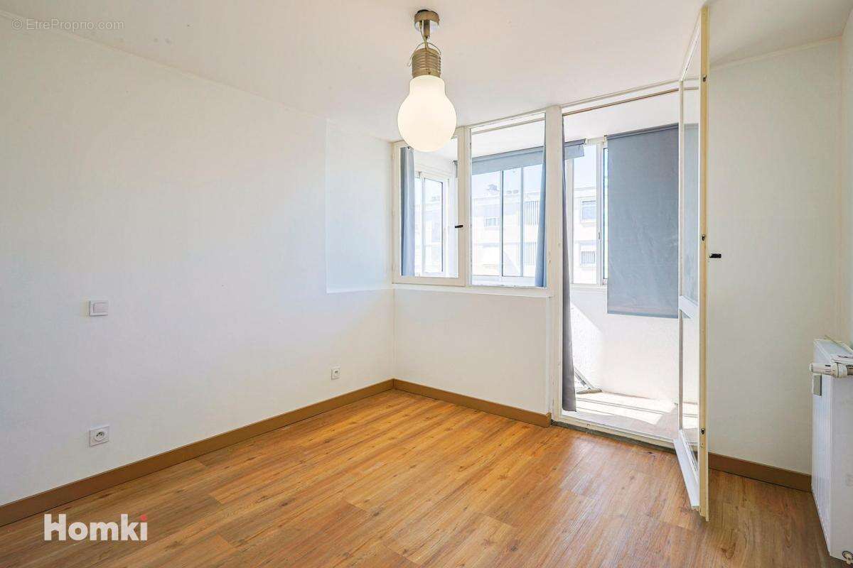 Appartement à BILLERE
