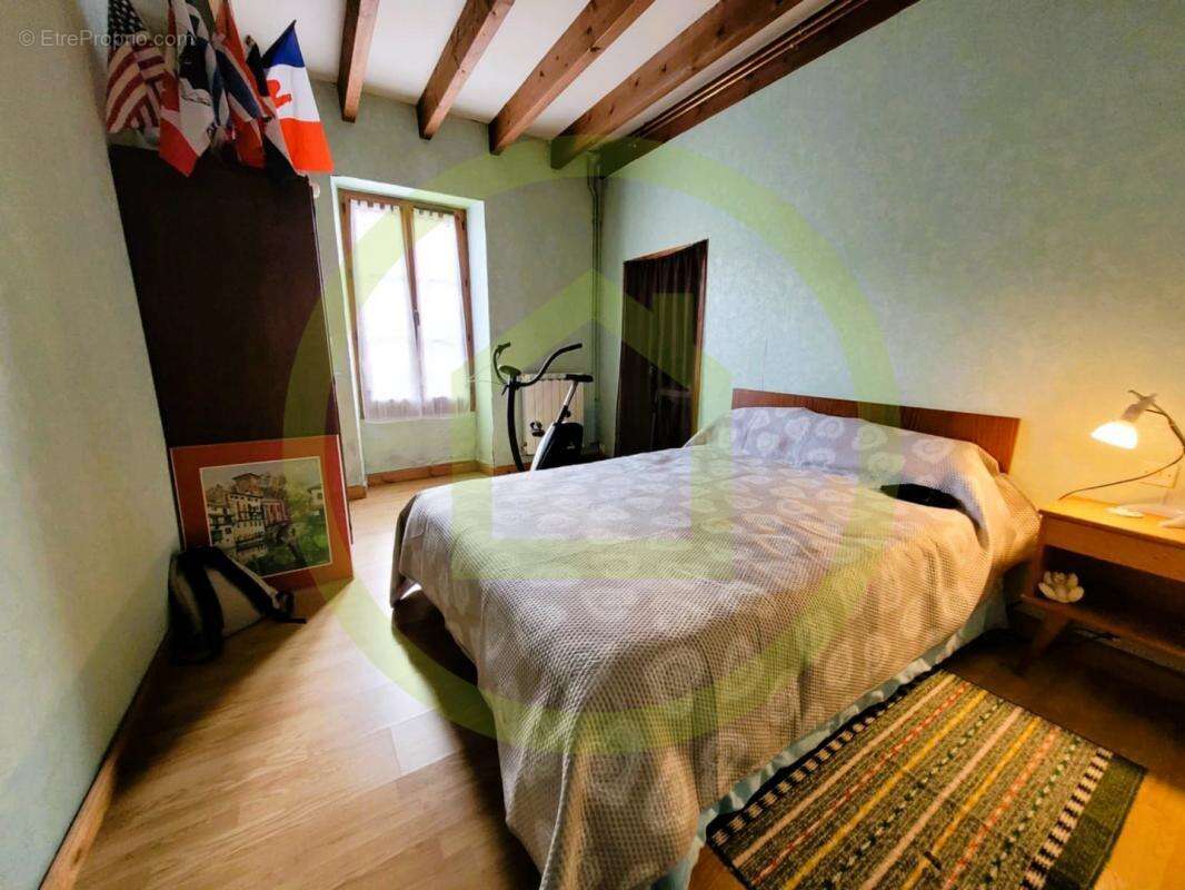 Maison à SAINTE-RAMEE