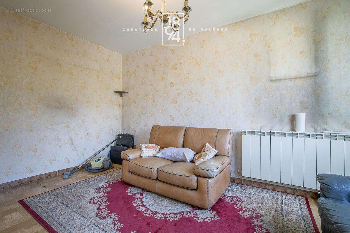 Appartement à MARSEILLE-14E