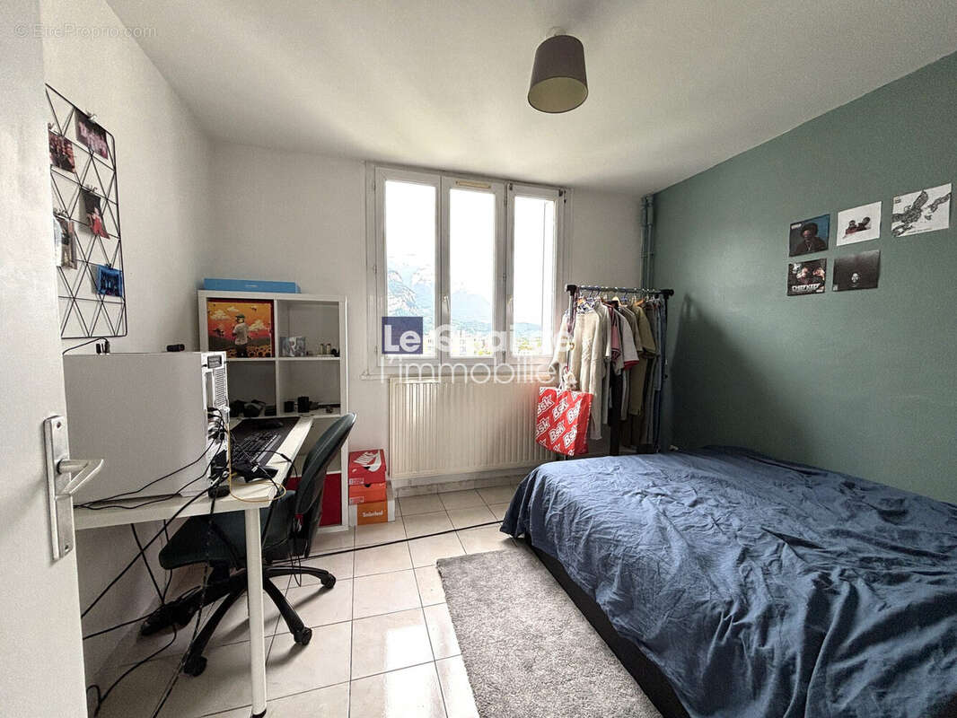 Appartement à FONTAINE