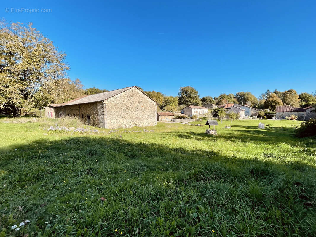 Maison à SAINT-CHRISTOPHE