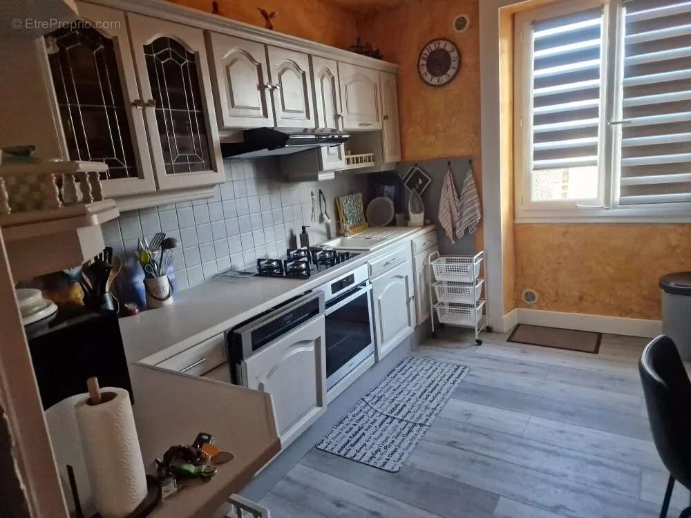 Appartement à POLMINHAC