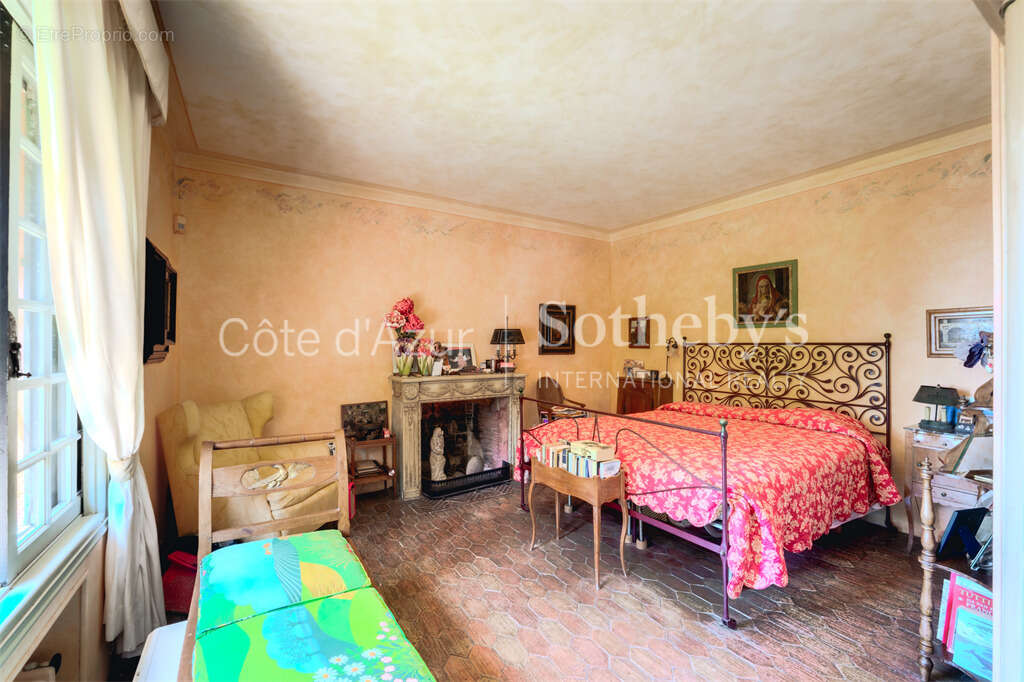 Villa historique, vue panoramique Monaco, jardin luxuriant à Roquebrune-Cap-Martin - photo 15