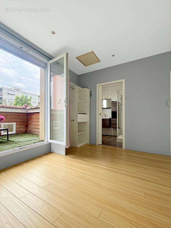 Maison 75 m² à Villeurbanne  - photo 12