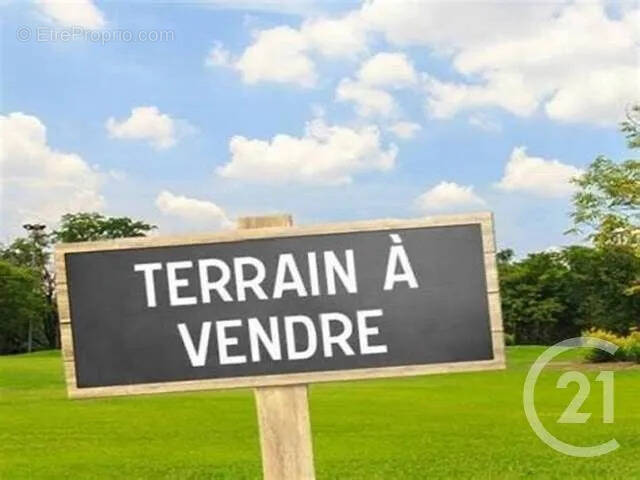 Terrain à UCKANGE