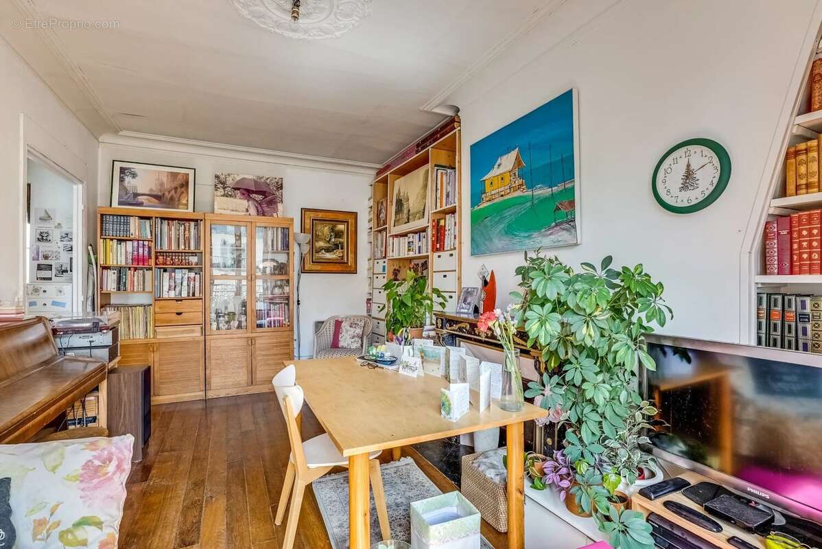 Appartement à PARIS-4E