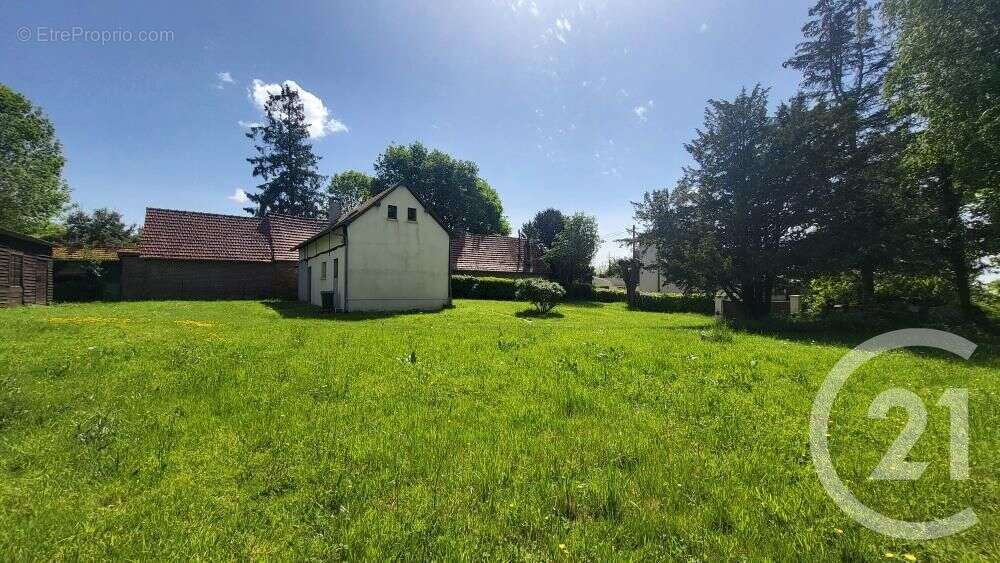 Maison à MESNIL-VERCLIVES