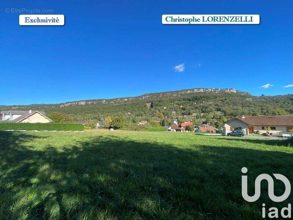 Photo 3 - Terrain à SAINT-PIERRE-DE-CURTILLE