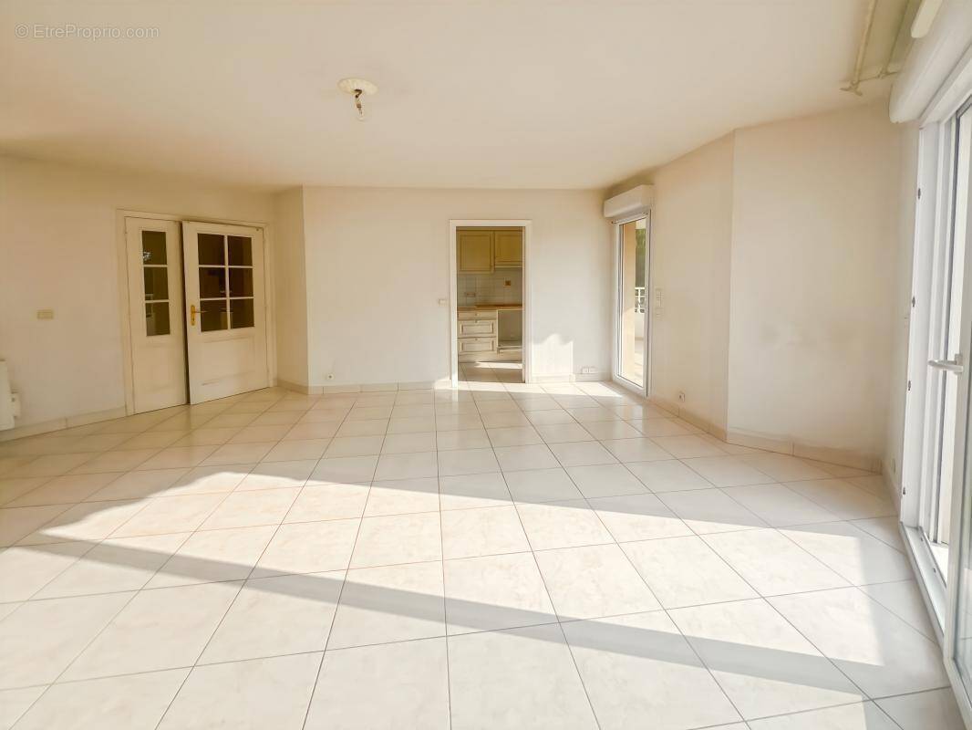 Appartement à SAINT-RAPHAEL