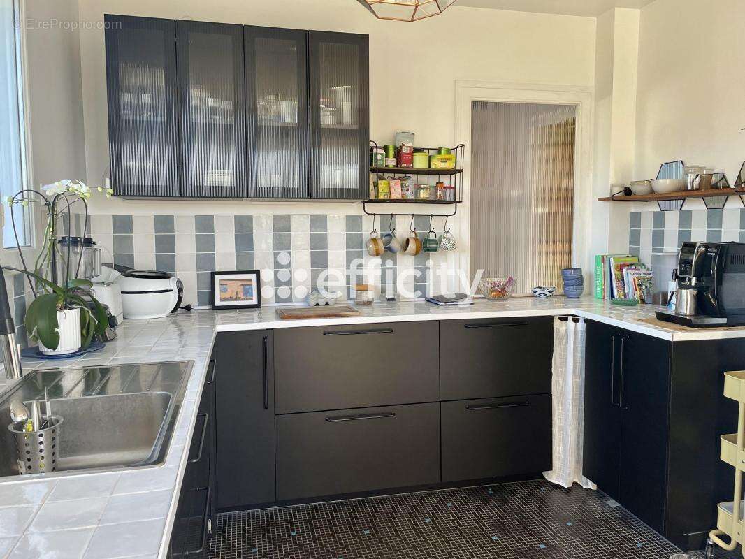 Maison 111 m² à Marennes  - photo 6