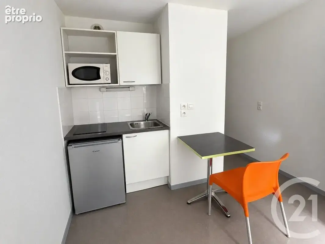 Appartement 1 pièce 18 m² à vendre à Lyon-8e (69008) - photo 2
