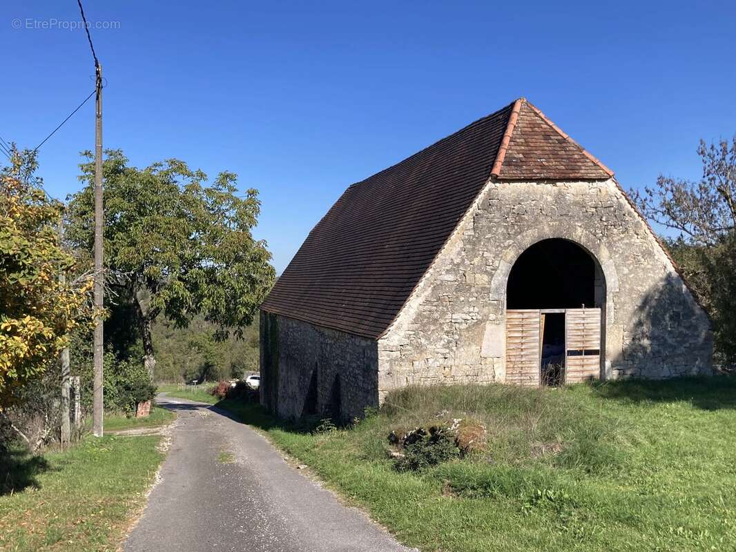 Maison à GINOUILLAC