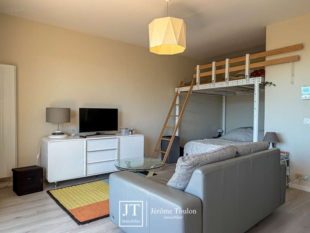 Appartement à VAUX-SUR-MER