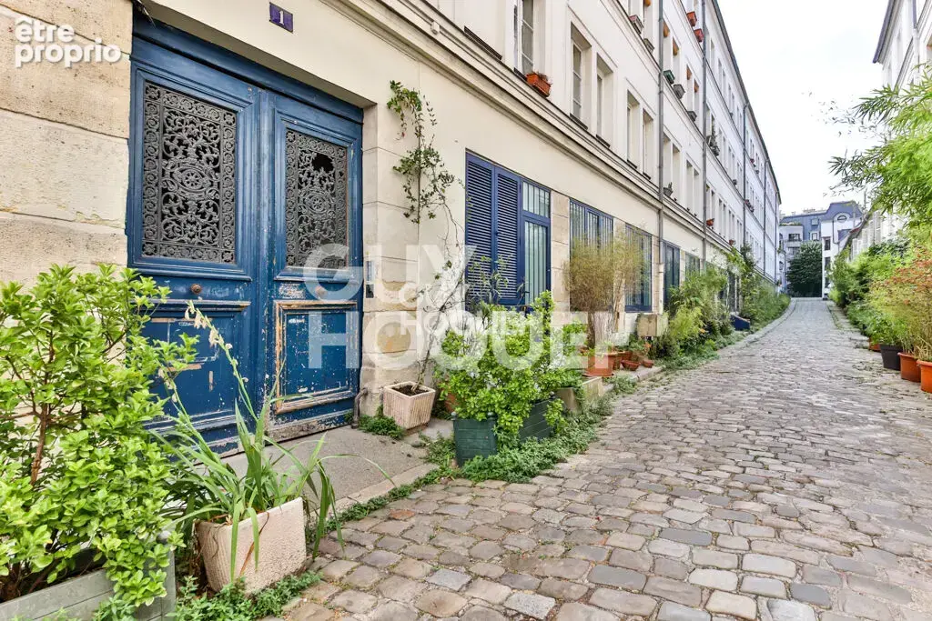 Appartement à PARIS-11E