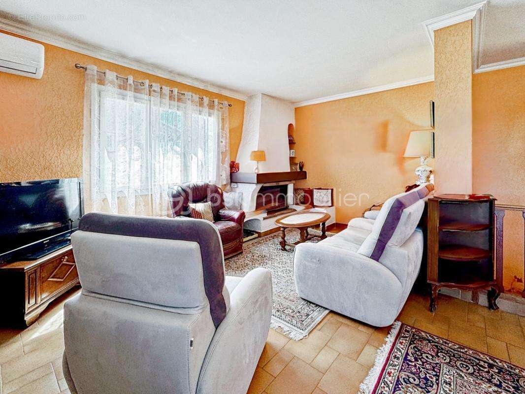 Maison à SIX-FOURS-LES-PLAGES