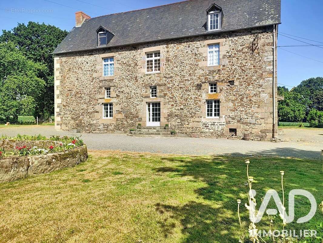 Maison 286 m² à Dol-De-Bretagne  - photo 2