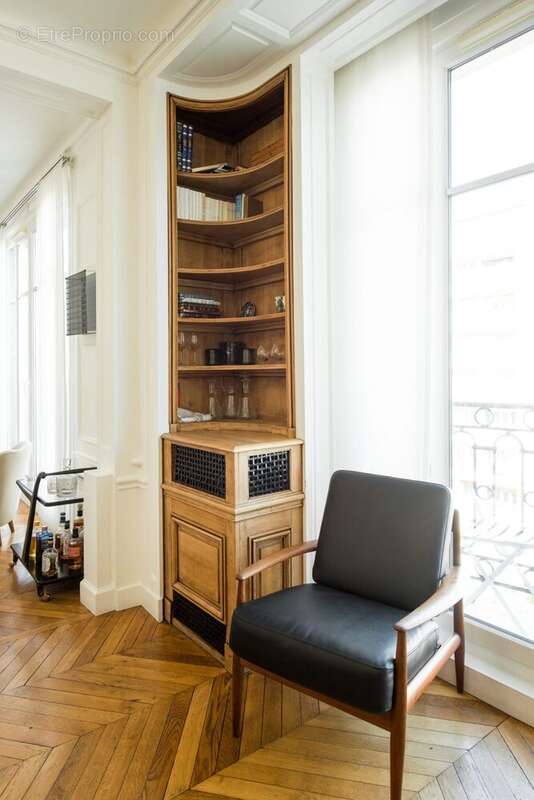 Appartement à PARIS-11E
