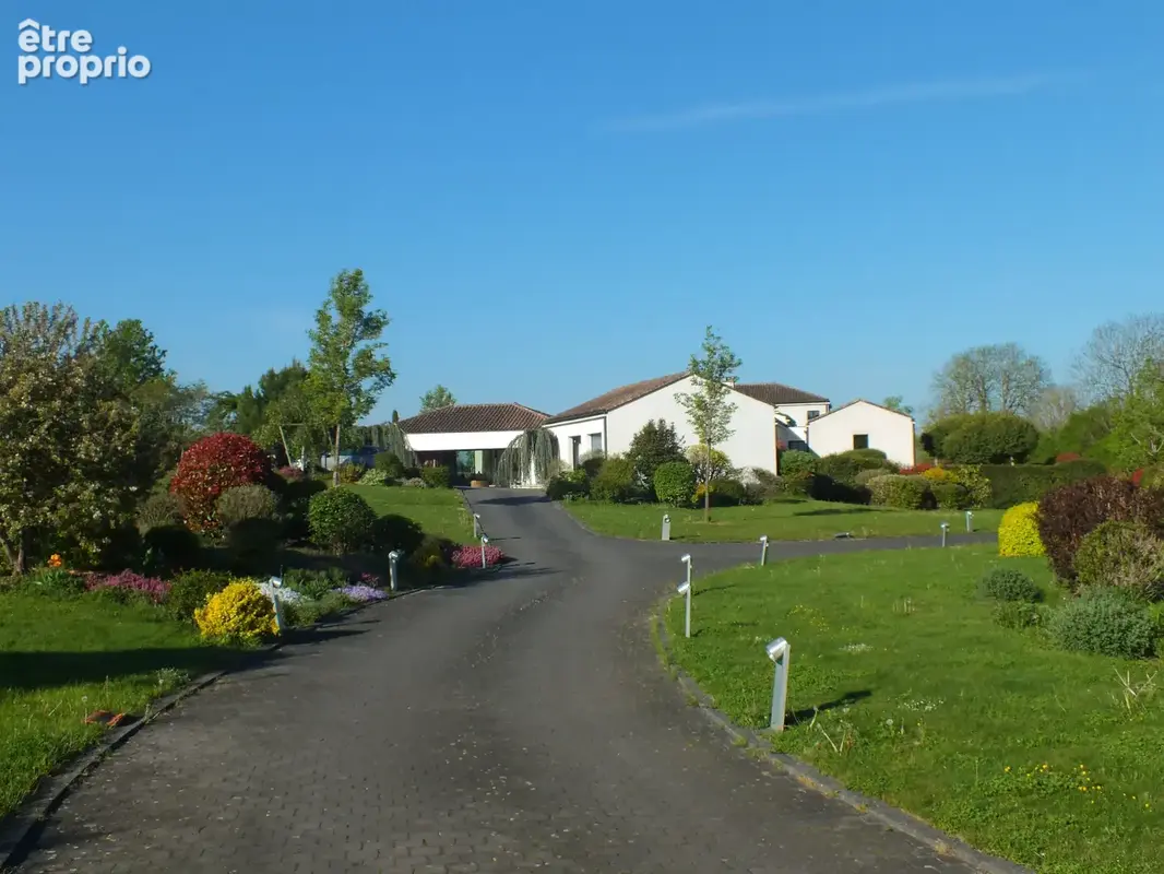 Propriété à vendre 17 pièces proche de SEMUR EN AUXOIS (21) - photo 3