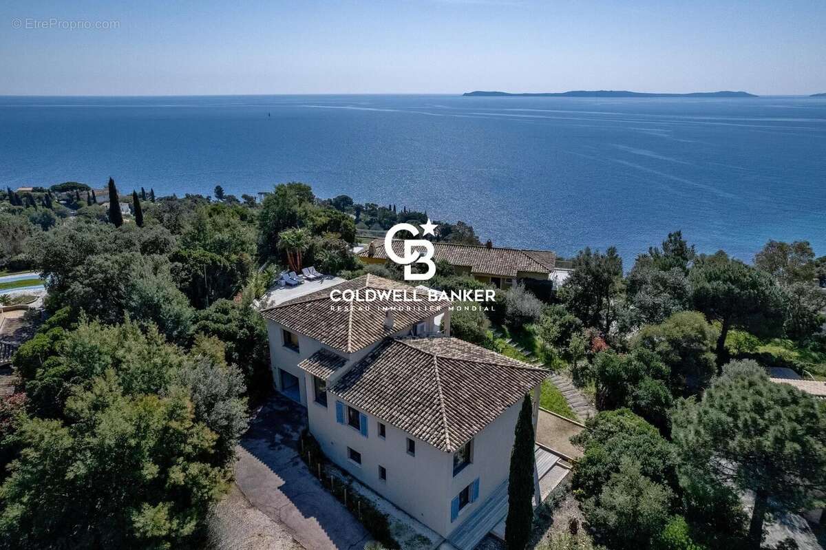 Maison à RAYOL-CANADEL-SUR-MER