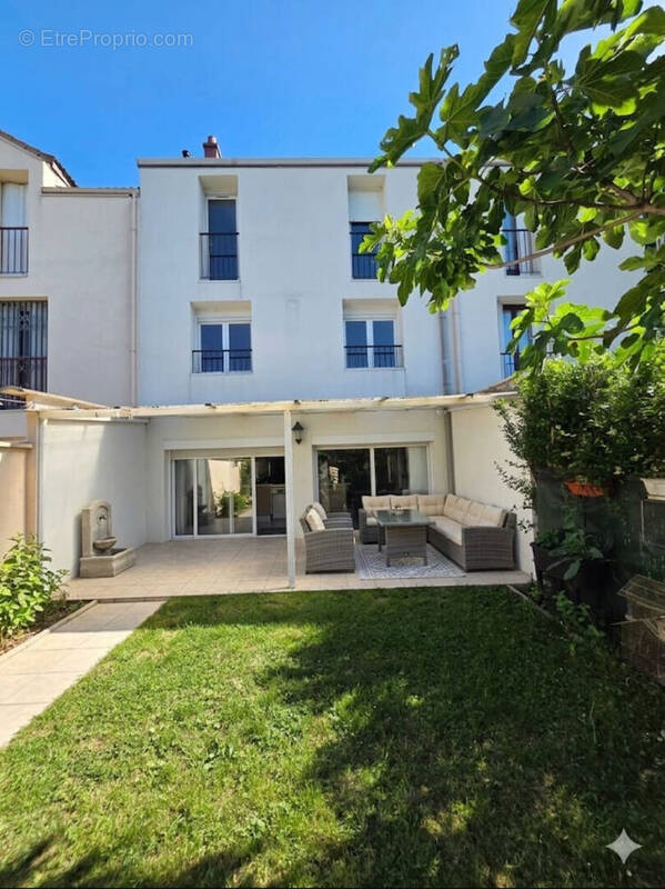 Maison à AULNAY-SOUS-BOIS