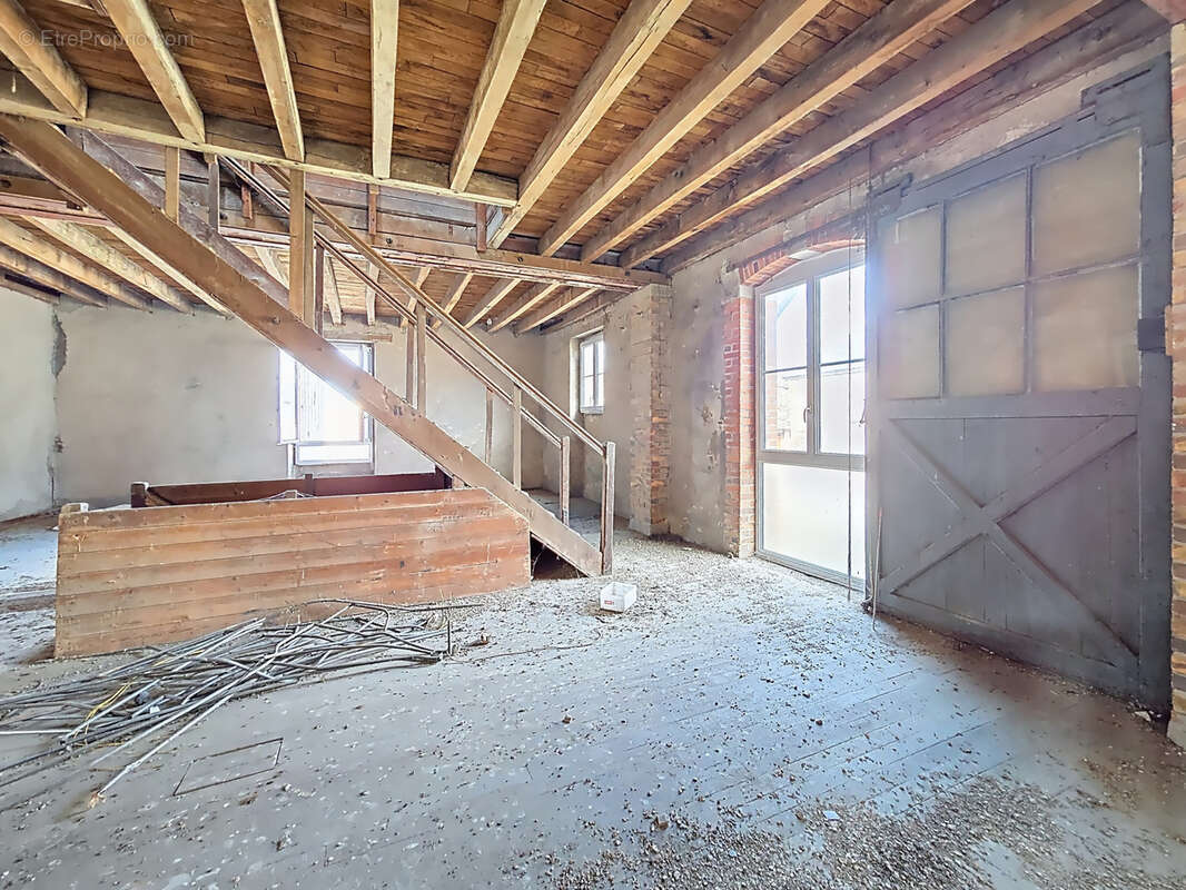 Maison à AUBIGNY-SUR-NERE