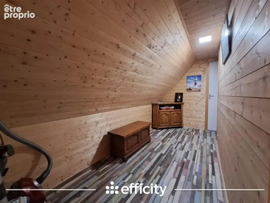 Maison 14 pièces 269 m² à vendre à Peumerit (29710) - photo 10