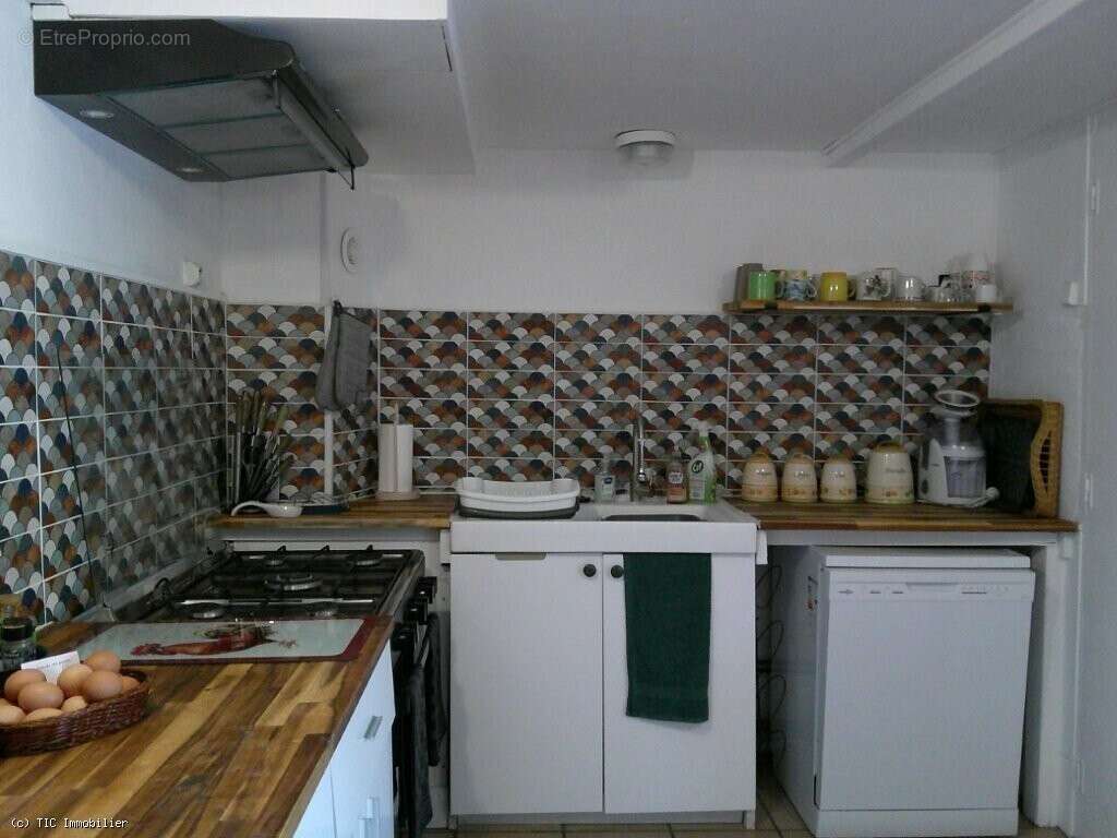 Maison à CHEF-BOUTONNE