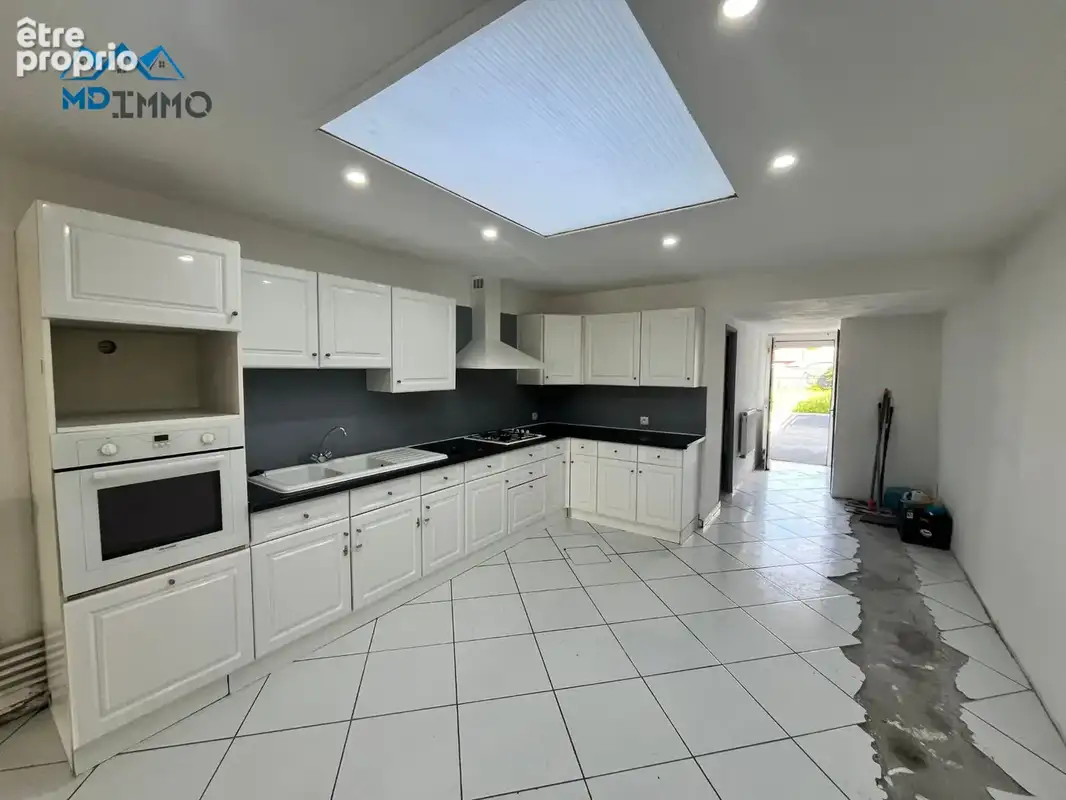 Maison des années 30 avec 3 chambres et jardin - photo 7