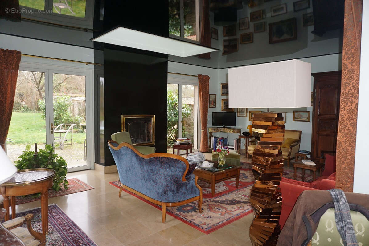 Maison à PARAY-LE-MONIAL