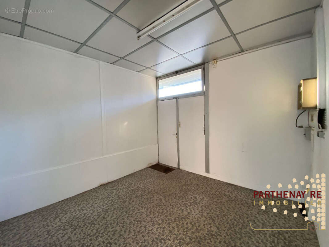 Terrain à CHATILLON-SUR-THOUET