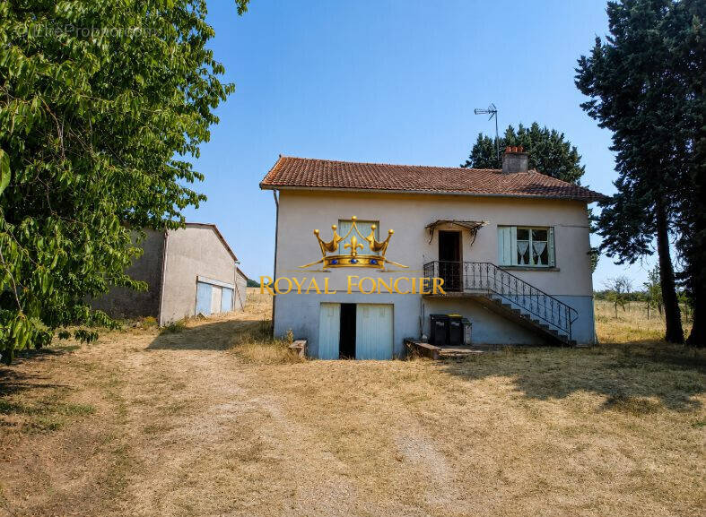 Pavillon sur soux-sol