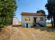 Pavillon sur soux-sol - Maison à INGRANDES