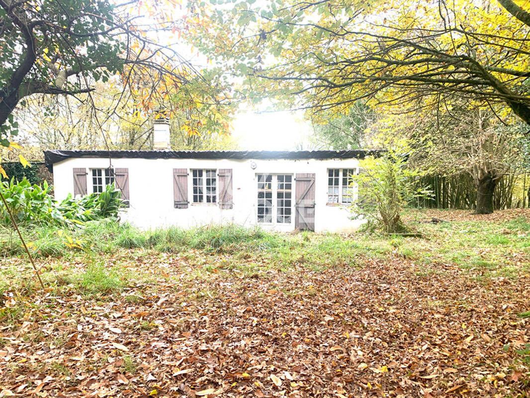Maison à CASTILLON(CANTON D&#039;ARTHEZ-DE-BEARN)