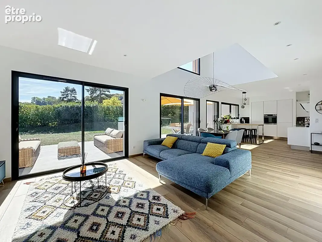 Villa contemporaine de 2019 - Cadre campagne avec vue panoramique sur les montagnes. - photo 4