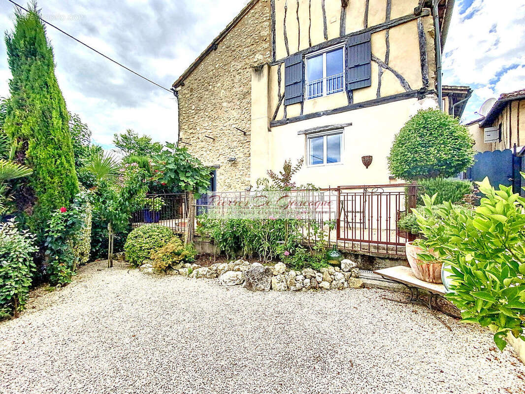 Seteur vic-fezensac - charmante maison de village - photo 11