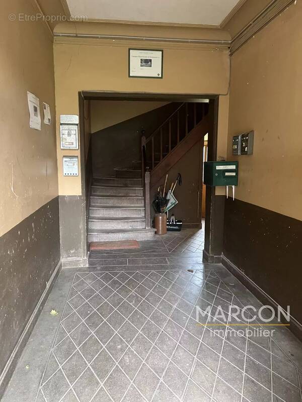 Maison à MOUTIER-ROZEILLE