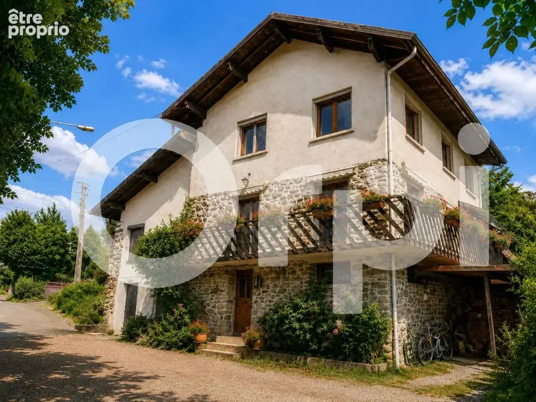Photo Maison à Messery au prix de 465 000€