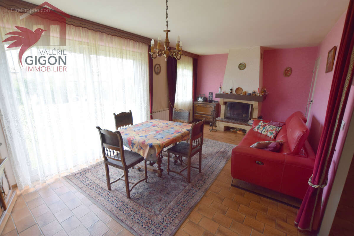 Maison à CHATENOIS-LES-FORGES