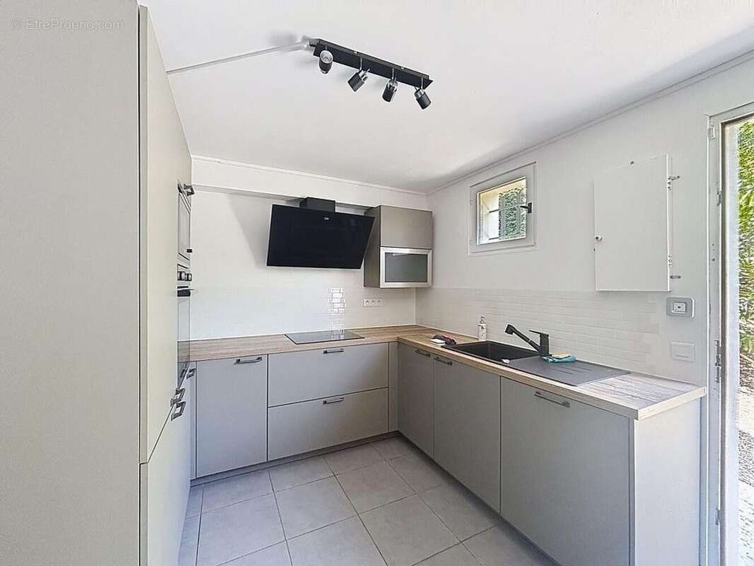 Photo 6 - Appartement à SIX-FOURS-LES-PLAGES