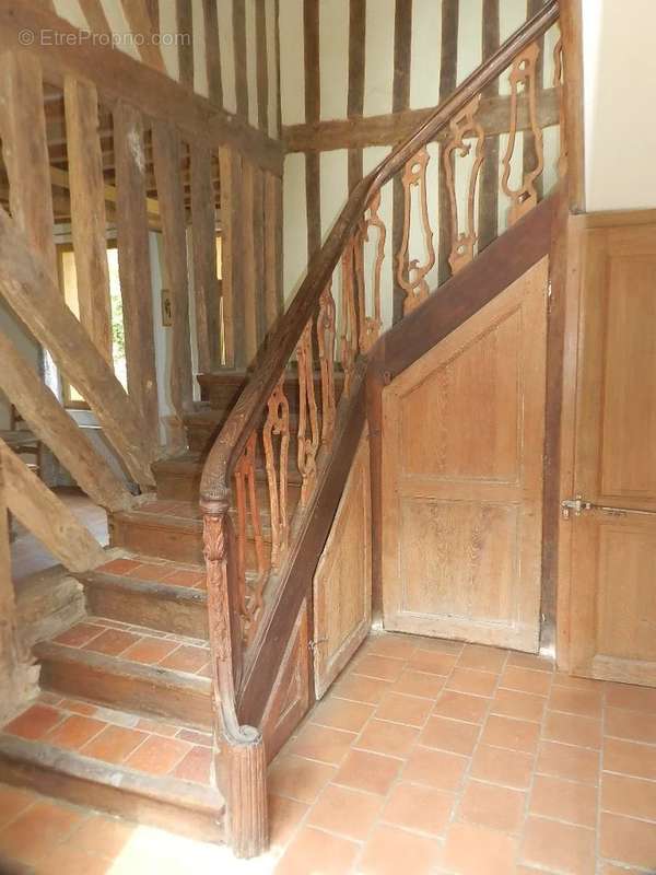 Maison à SAINT-PIERRE-SUR-DIVES