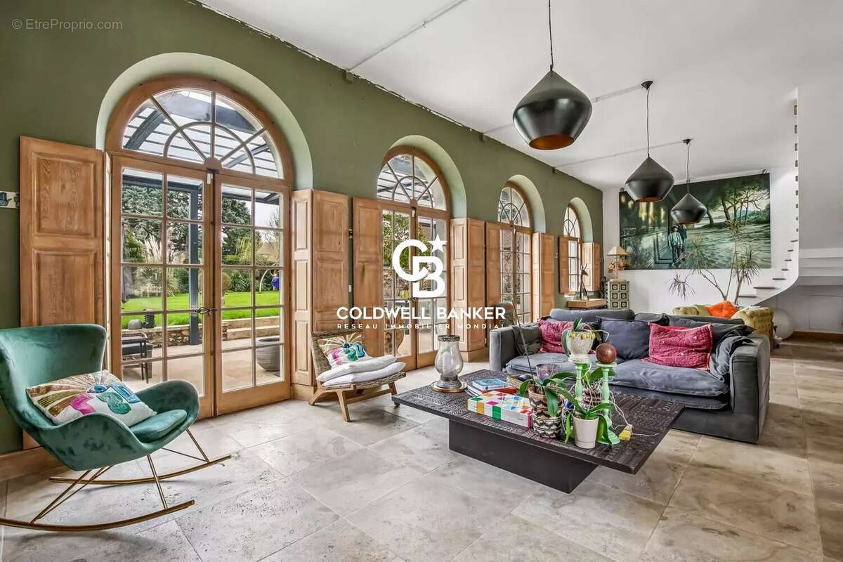 Maison à FEUCHEROLLES