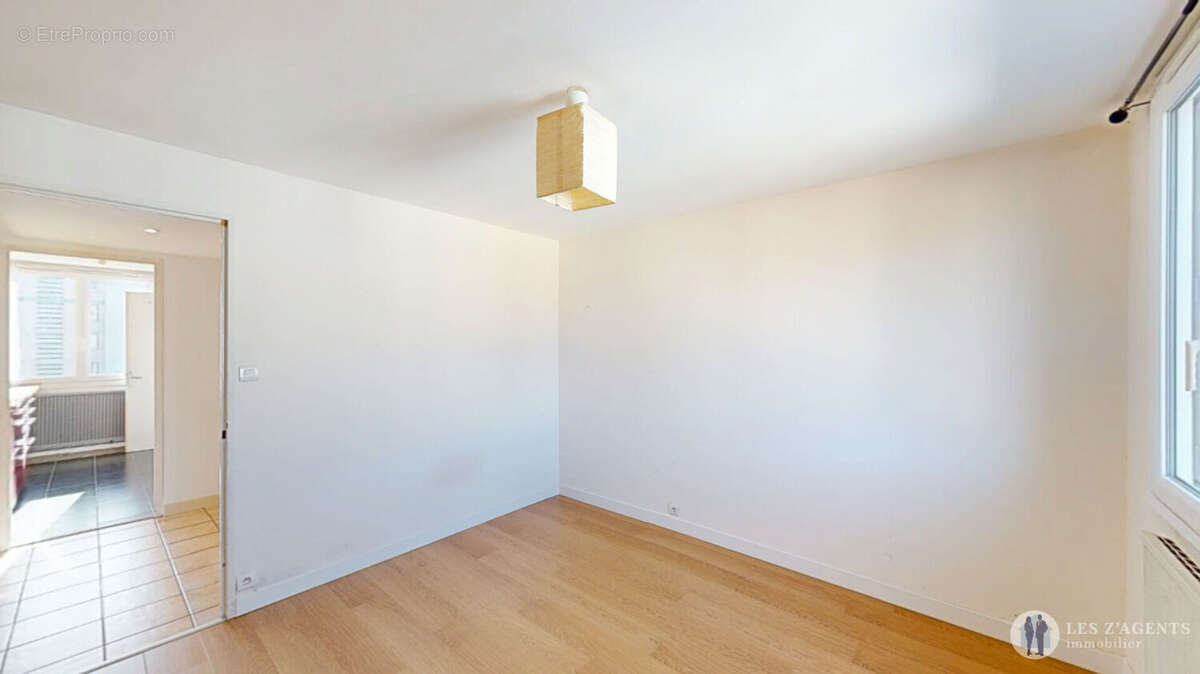 Appartement à SAINT-MARTIN-D&#039;HERES