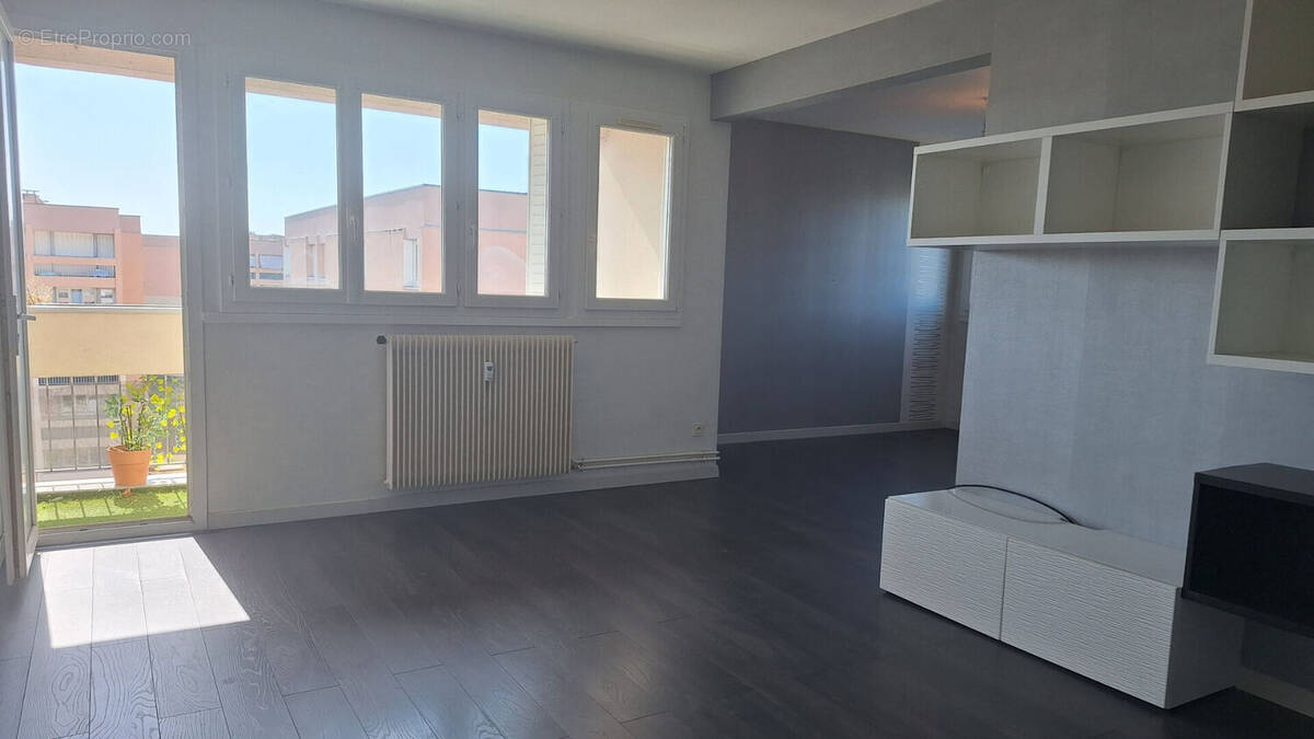 Appartement à COURNON-D'AUVERGNE