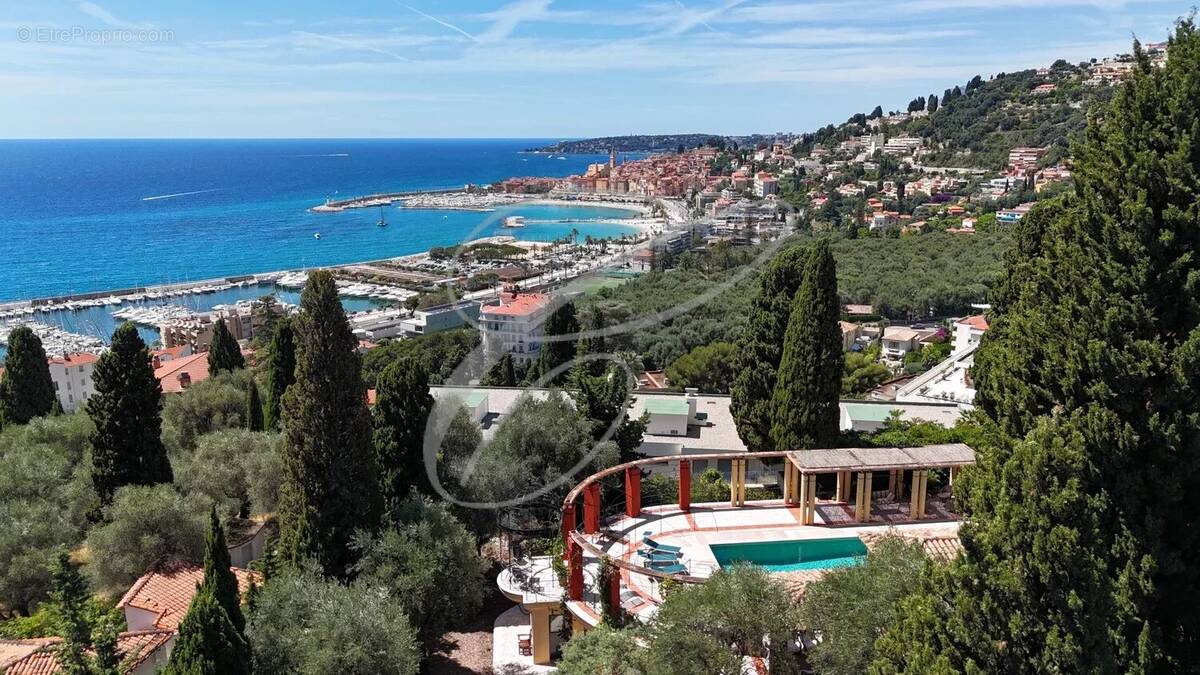 Maison à MENTON