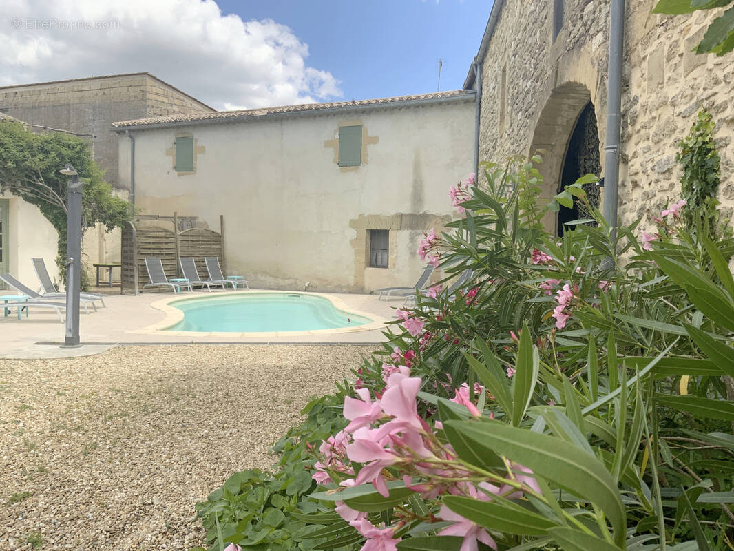 Maison à UZES