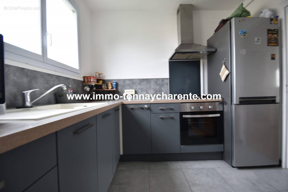 Appartement à TONNAY-CHARENTE